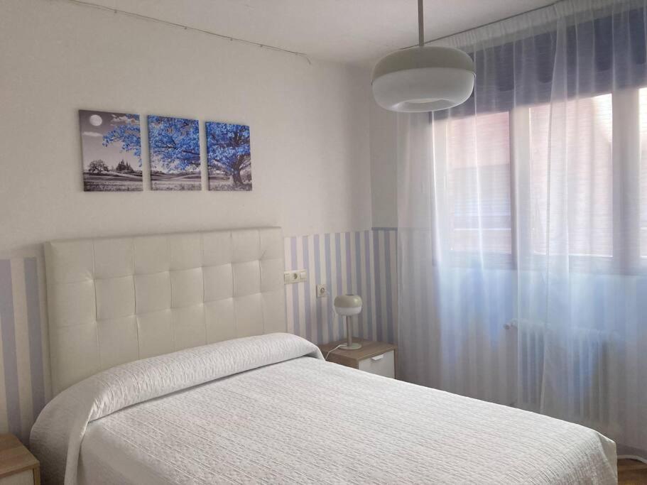 Centrico Apartamento De 2 Habitaciones By Bebalmy Ов'єдо Екстер'єр фото